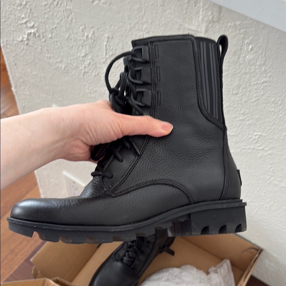 Black Leather SOREL Boots